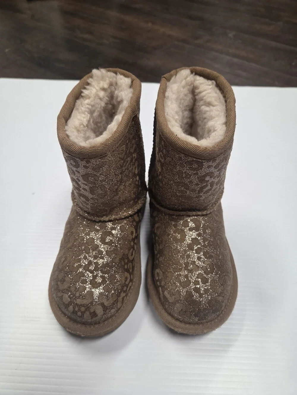 UGG 10 Toddler Classic II Glitter Leopard Chestnut Boot Shearling